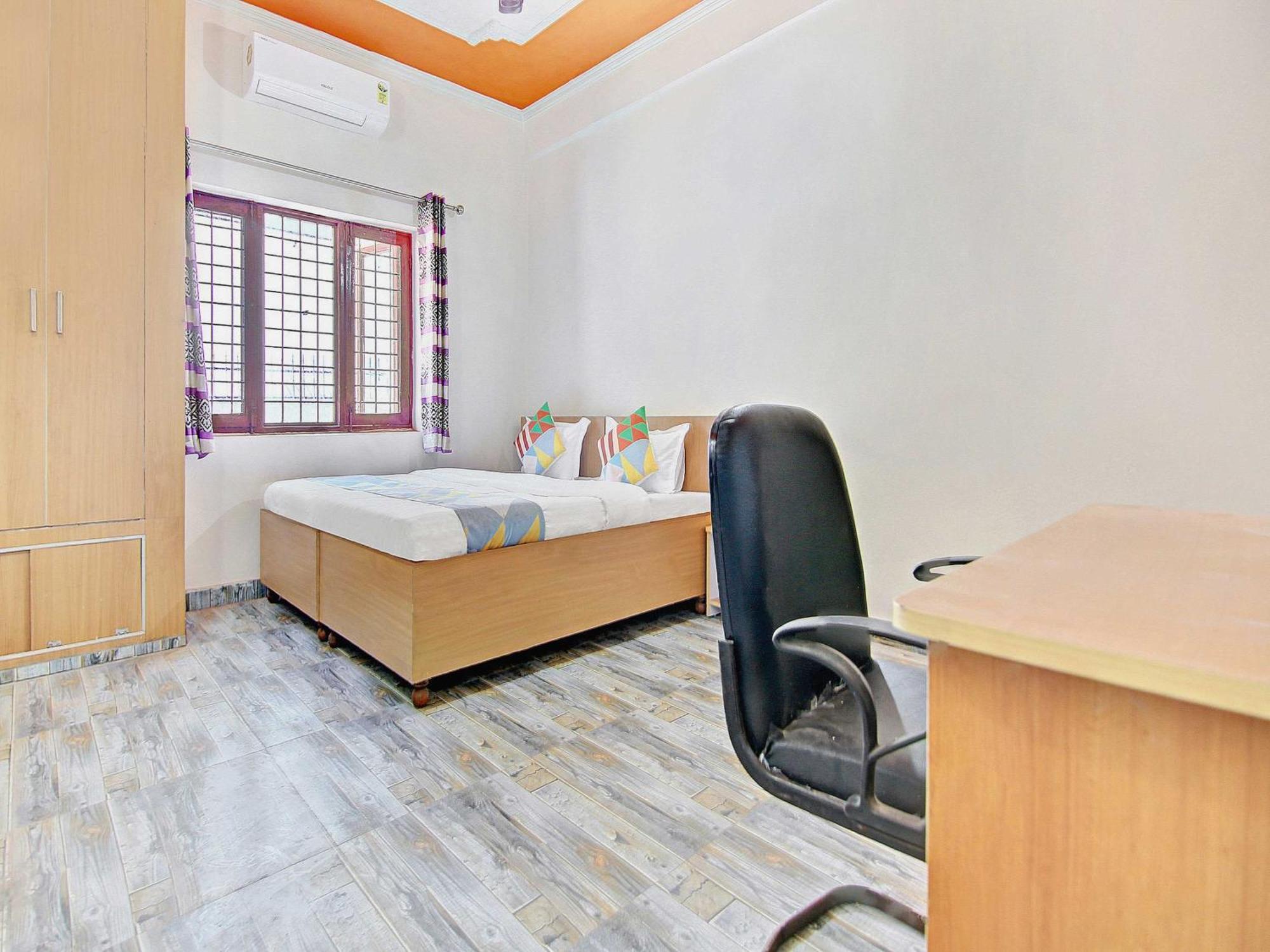 Home 78802 Balaji Bhawan Jhajra Экстерьер фото